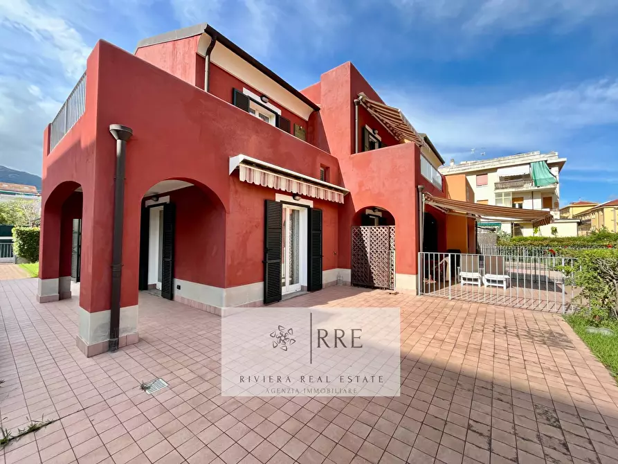 Immagine 4 di Villetta a schiera in vendita  in Gabriele D'Annunzio a Loano