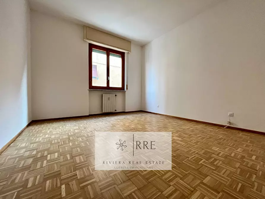 Immagine 14 di Appartamento in vendita  in via Marco Polo a Loano