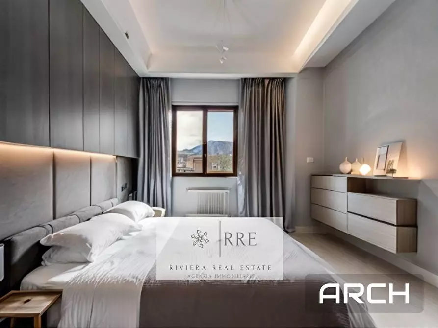 Immagine 5 di Appartamento in vendita  in via Marco Polo a Loano