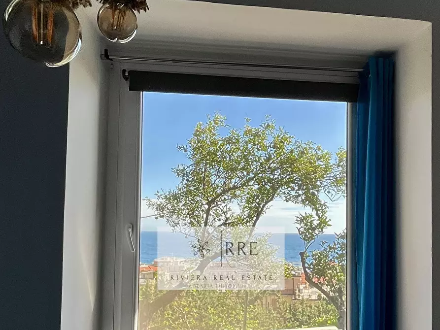 Immagine 22 di Villa in vendita  in via Galliano a Alassio