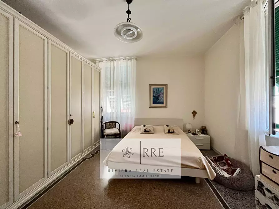 Immagine 11 di Appartamento in vendita  in Antonio Fogazzaro a Loano