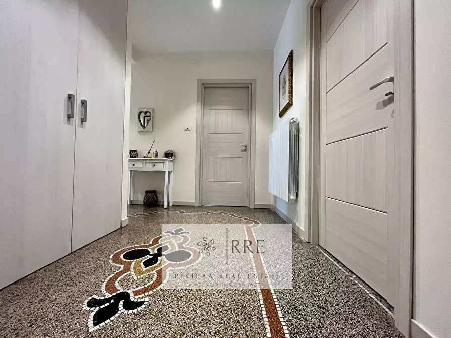 Immagine 16 di Appartamento in vendita  in Antonio Fogazzaro a Loano