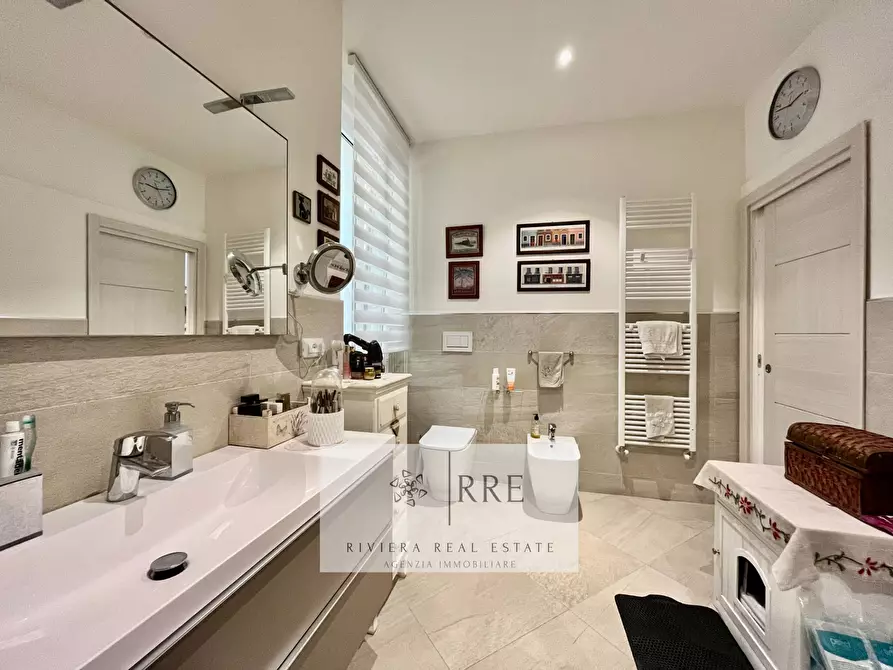 Immagine 15 di Appartamento in vendita  in Antonio Fogazzaro a Loano