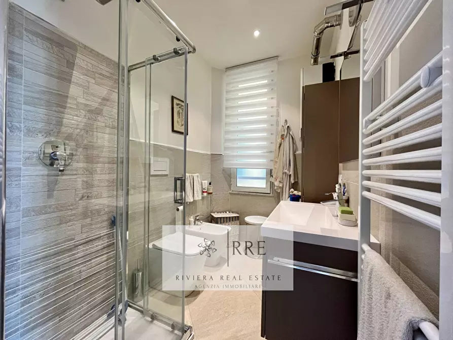 Immagine 17 di Appartamento in vendita  in Antonio Fogazzaro a Loano