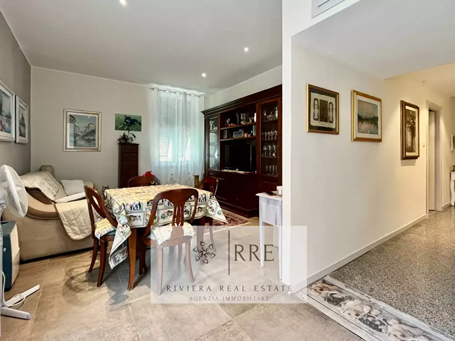 Immagine 5 di Appartamento in vendita  in Antonio Fogazzaro a Loano