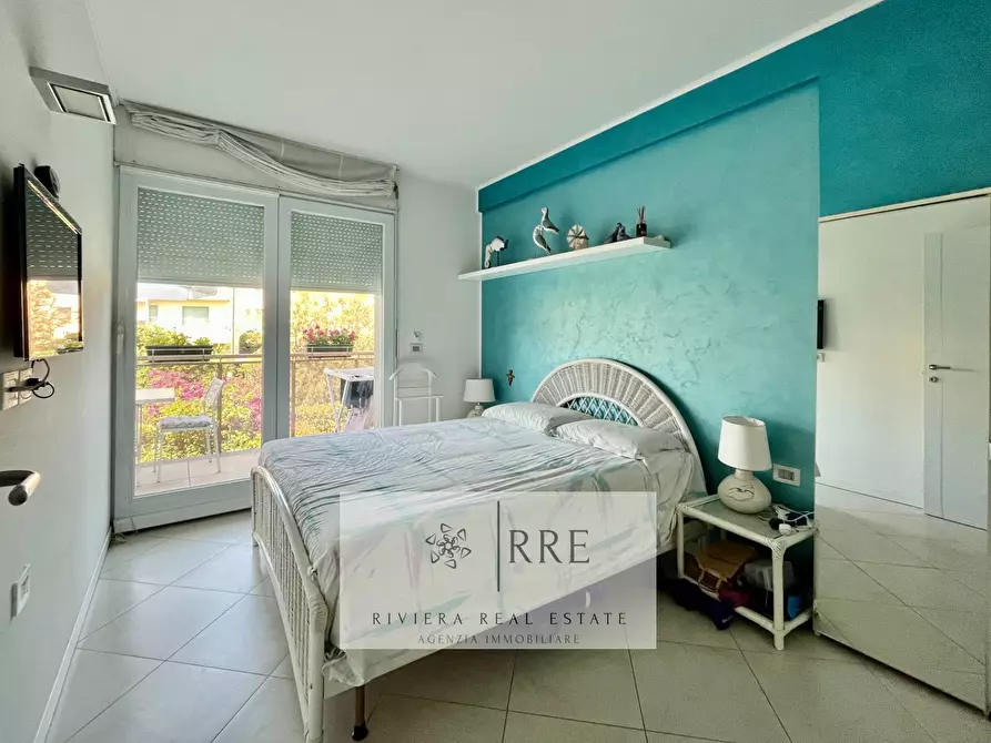 Immagine 8 di Appartamento in vendita  in Via Como a Loano