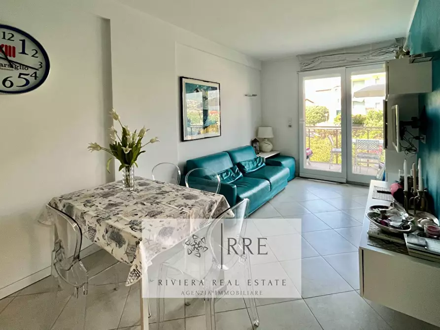 Immagine 7 di Appartamento in vendita  in Via Como a Loano