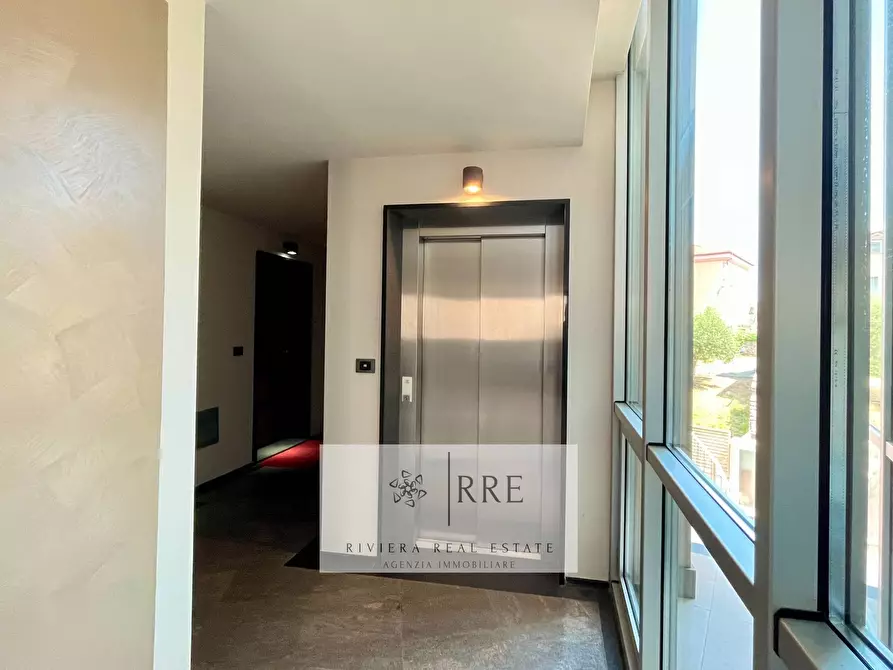 Immagine 13 di Appartamento in vendita  in Via Como a Loano