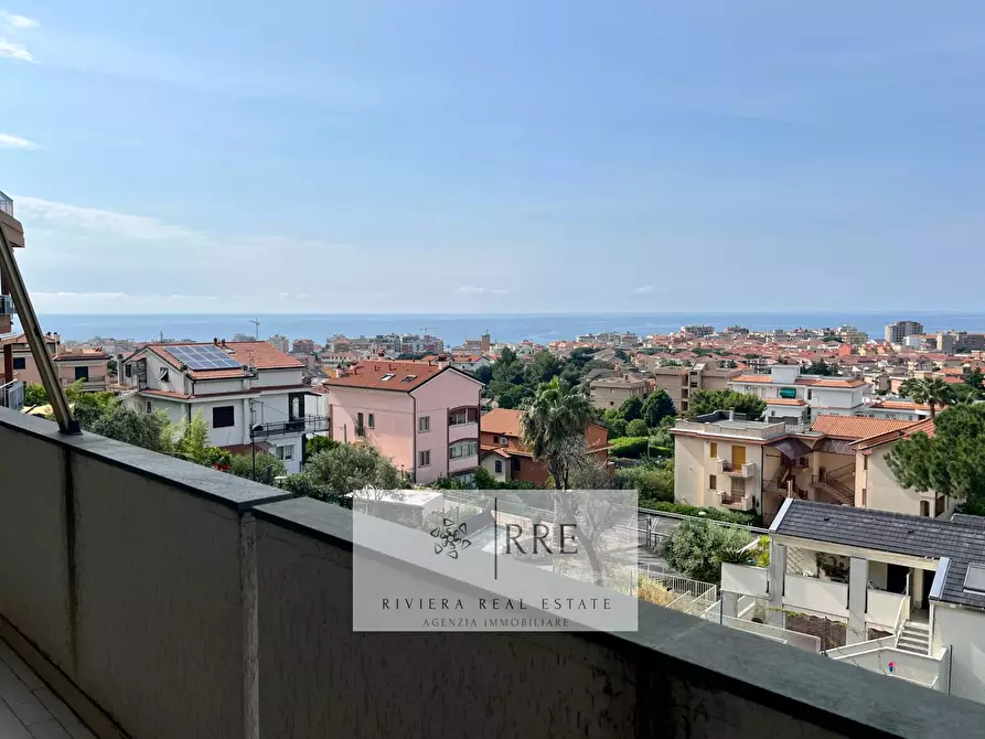Immagine 13 di Appartamento in vendita  in Guido Rossa a Pietra Ligure