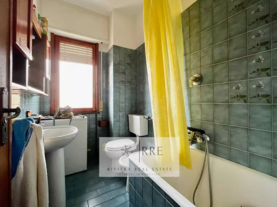 Immagine 6 di Appartamento in vendita  in Guido Rossa a Pietra Ligure