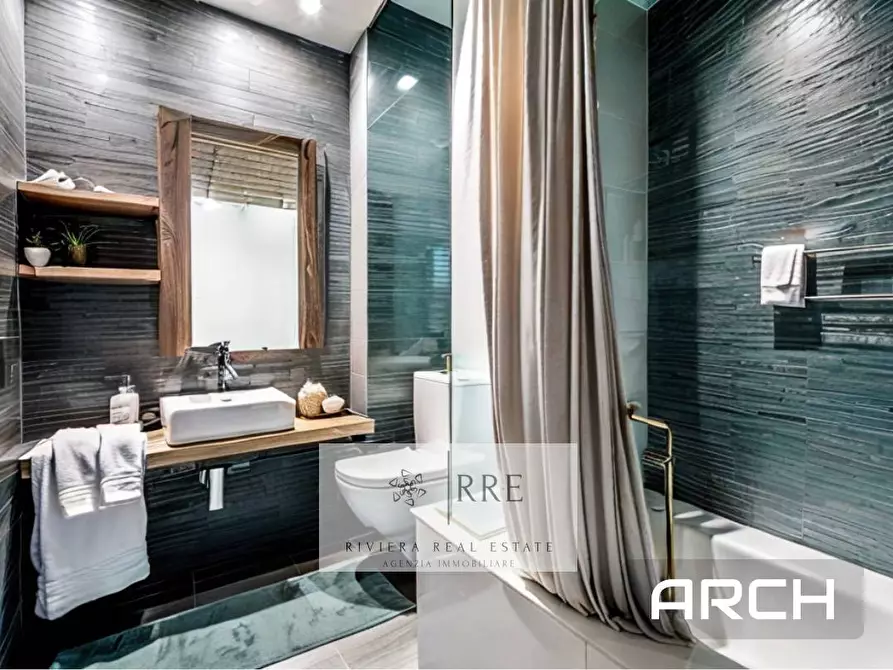 Immagine 7 di Appartamento in vendita  in Guido Rossa a Pietra Ligure