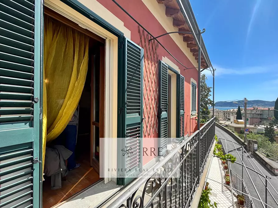 Immagine 18 di Casa bifamiliare in vendita  in A Solva a Alassio