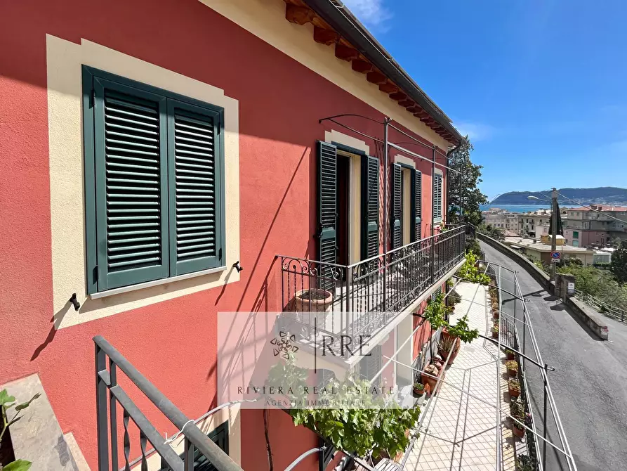 Immagine 27 di Casa bifamiliare in vendita  in A Solva a Alassio