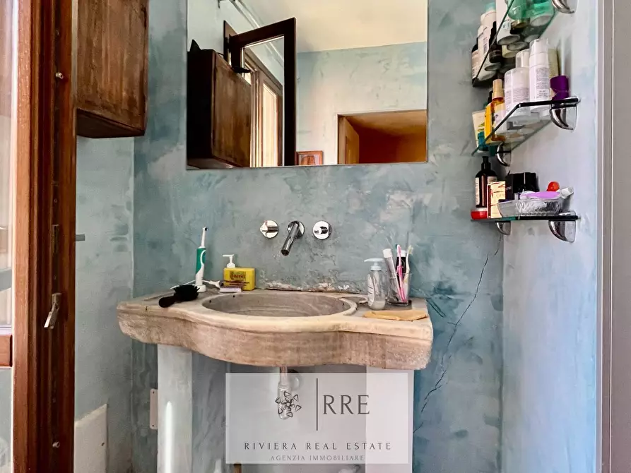 Immagine 25 di Casa bifamiliare in vendita  in A Solva a Alassio