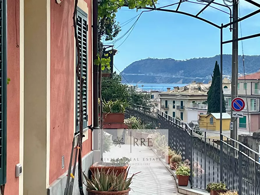 Immagine 5 di Casa bifamiliare in vendita  in A Solva a Alassio