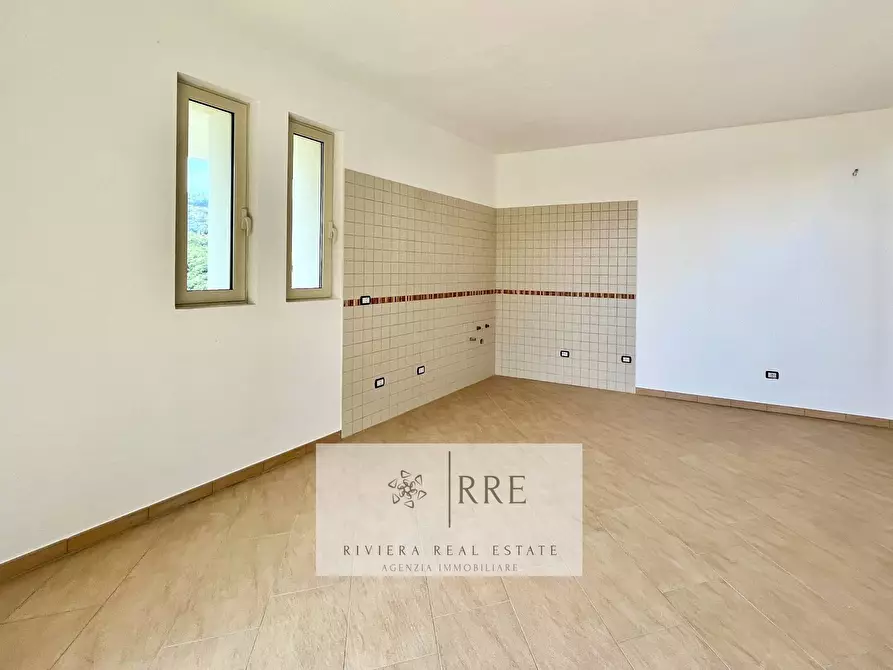 Immagine 5 di Appartamento in vendita  in via Valbona a Alassio