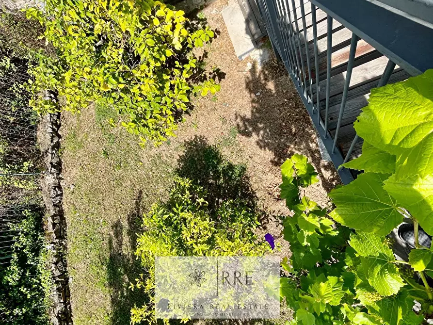 Immagine 13 di Appartamento in vendita  in via Valbona a Alassio
