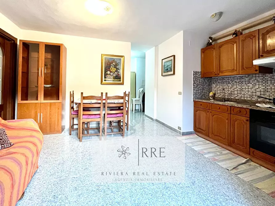 Immagine 5 di Appartamento in vendita  in San Damiano a Andora