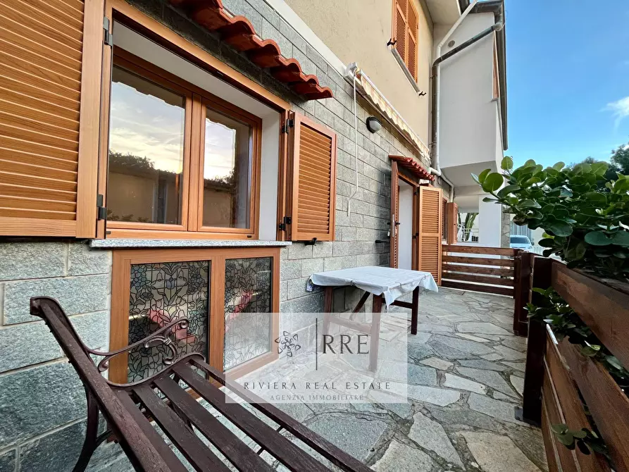 Immagine 1 di Appartamento in vendita  in San Damiano a Andora