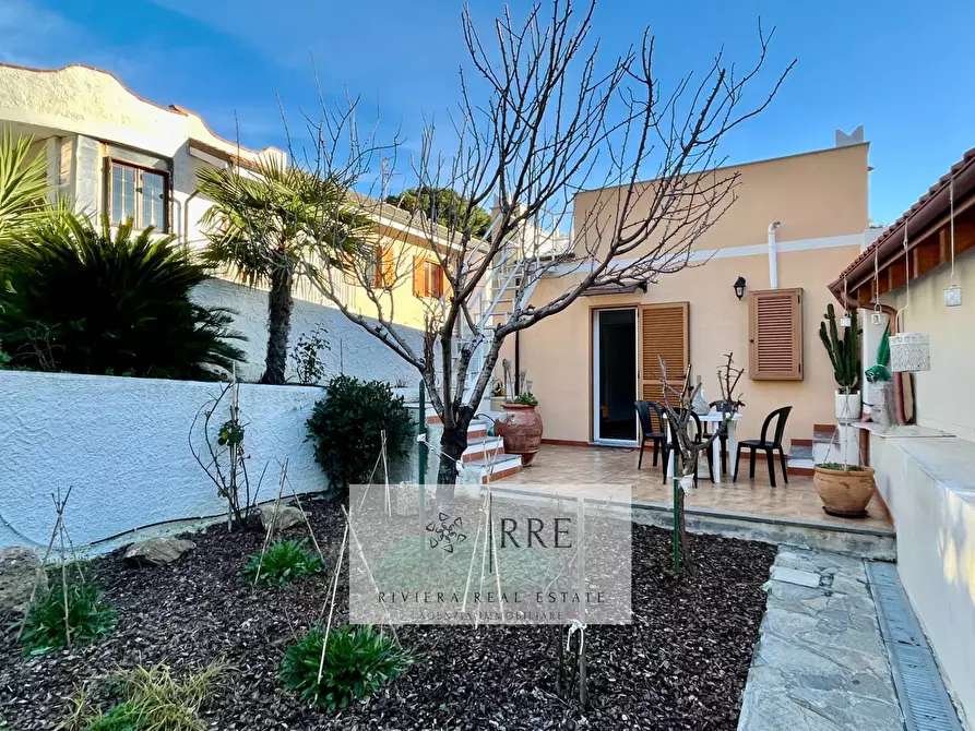 Immagine 10 di Casa indipendente in vendita  in San Damiano a Andora