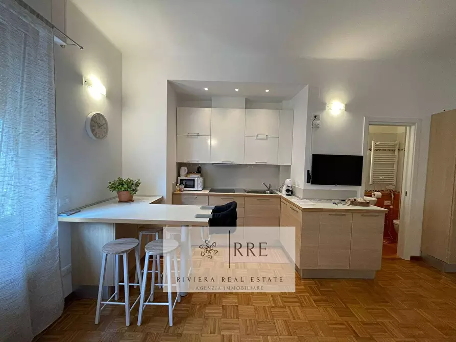 Immagine 5 di Appartamento in vendita  in Flavio Gioia a Alassio