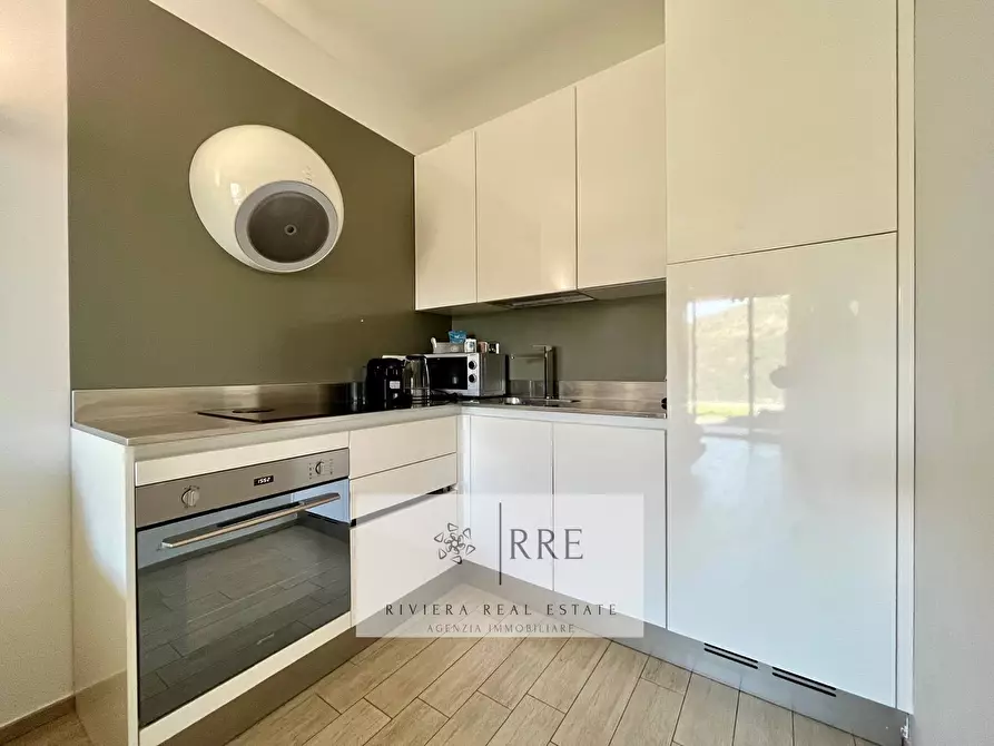 Immagine 10 di Appartamento in vendita  in Via Lombardia a Pietra Ligure