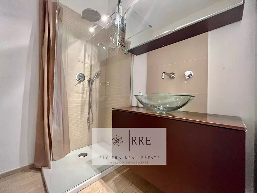 Immagine 16 di Appartamento in vendita  in Via Lombardia a Pietra Ligure