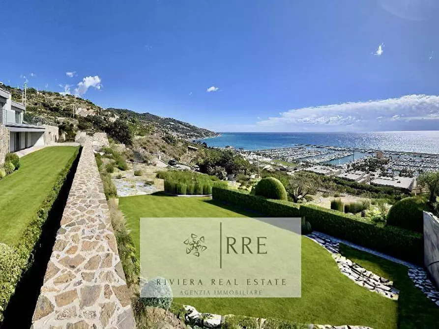 Immagine 1 di Casa bifamiliare in vendita  in via Cavi a Santo Stefano Al Mare