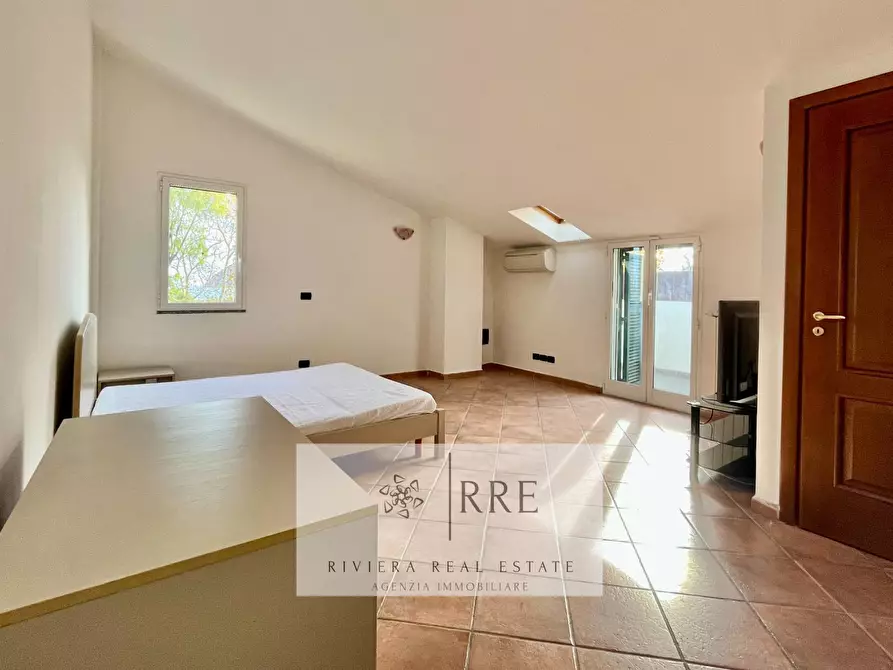 Immagine 17 di Appartamento in vendita  in Strada Statale a Albenga