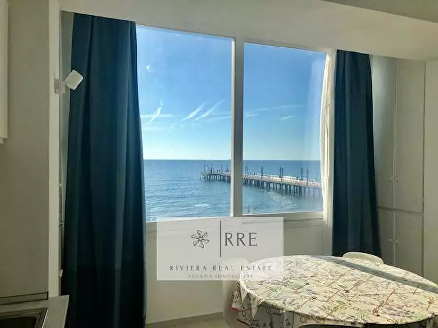 Immagine 1 di Appartamento in affitto  in via Cristoforo Colombo a Alassio