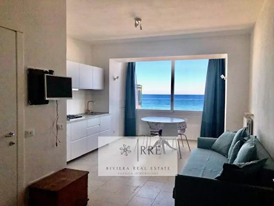 Immagine 3 di Appartamento in affitto  in via Cristoforo Colombo a Alassio