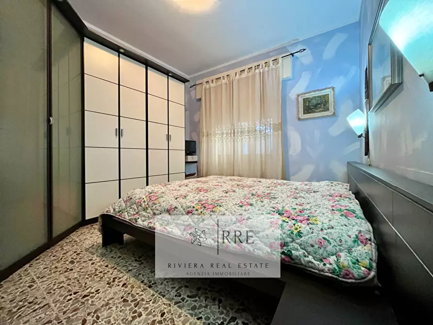 Immagine 11 di Appartamento in vendita  in via Piave a Albenga