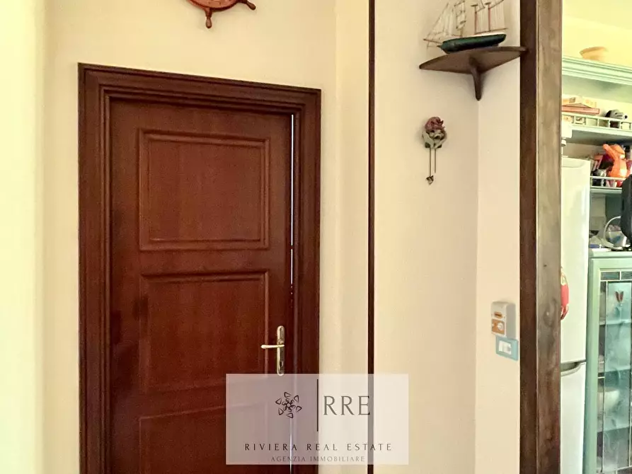 Immagine 10 di Appartamento in vendita  in via Piave a Albenga