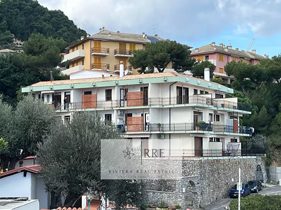 Immagine 15 di Attico in vendita  in via Roma a Laigueglia