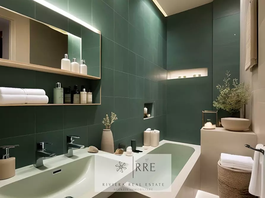 Immagine 14 di Attico in vendita  in via Roma a Laigueglia