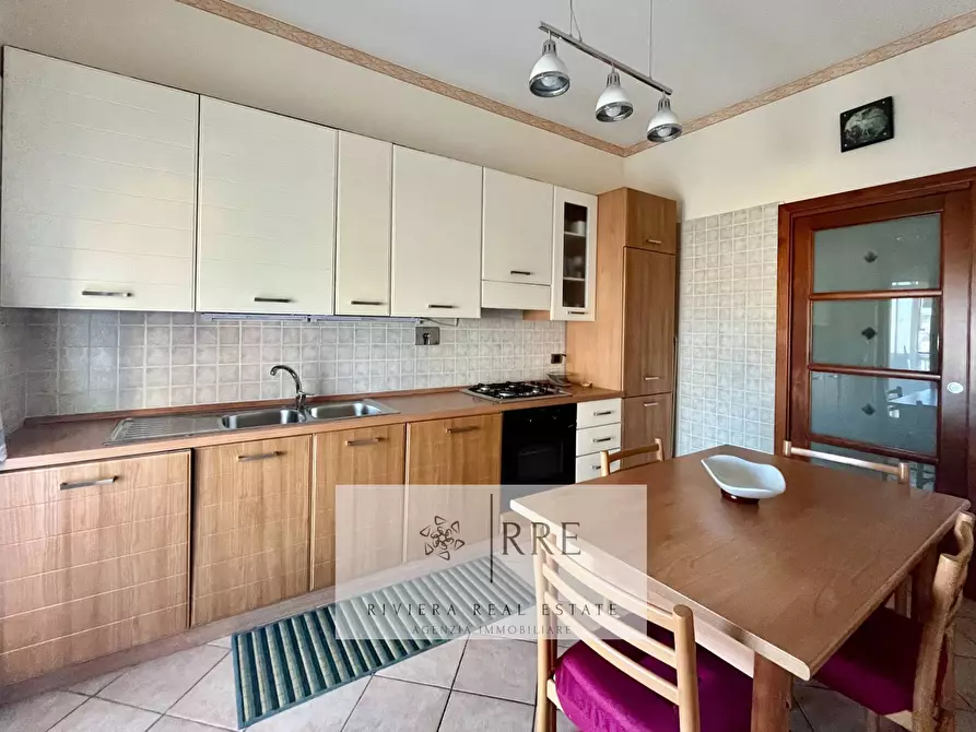 Immagine 2 di Appartamento in vendita  in Clavesana a Andora