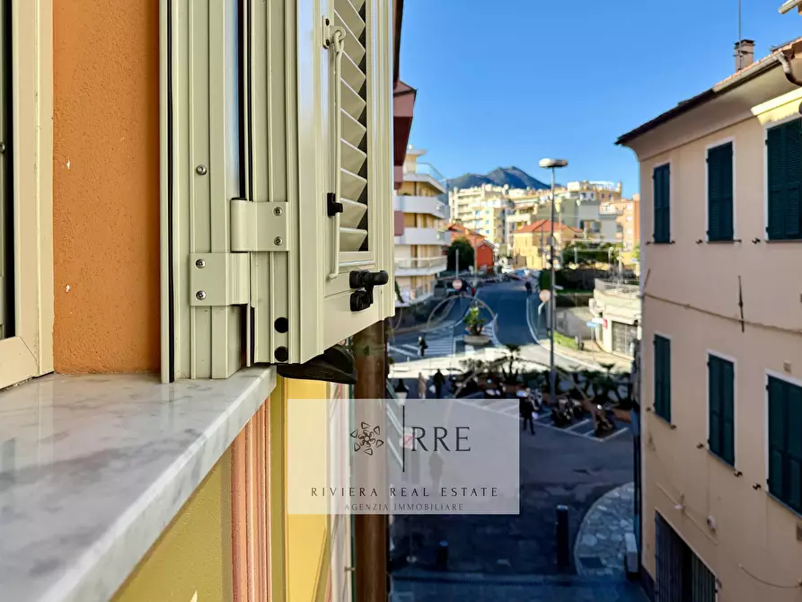 Immagine 28 di Appartamento in vendita  in Piazza Massena a Loano