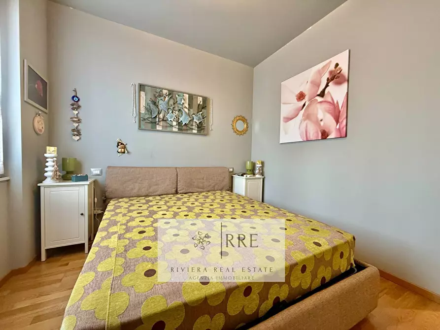 Immagine 15 di Appartamento in vendita  in via Giuseppe Mazzini a Alassio