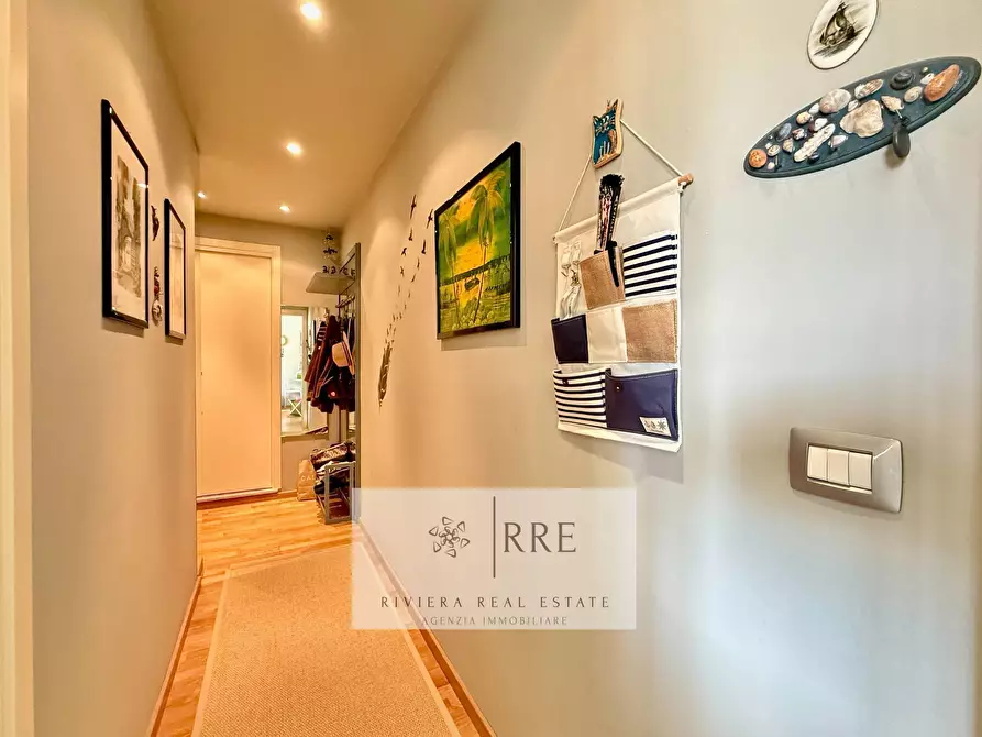 Immagine 18 di Appartamento in vendita  in via Giuseppe Mazzini a Alassio