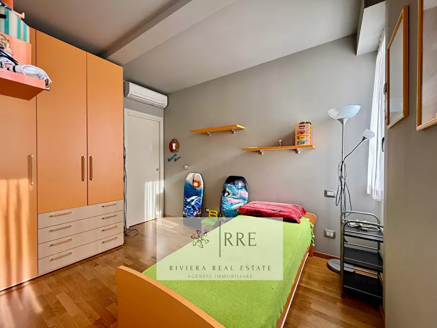 Immagine 21 di Appartamento in vendita  in via Giuseppe Mazzini a Alassio