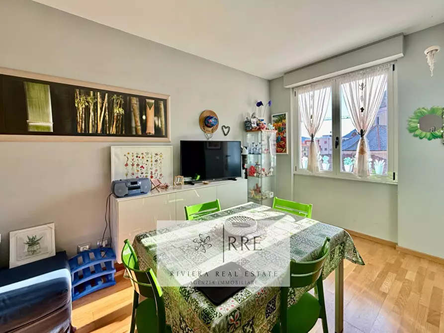 Immagine 3 di Appartamento in vendita  in via Giuseppe Mazzini a Alassio