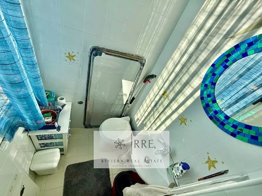 Immagine 22 di Appartamento in vendita  in via Giuseppe Mazzini a Alassio