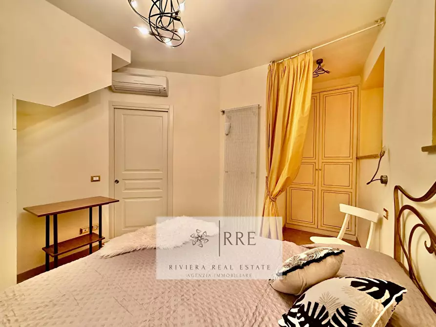 Immagine 19 di Attico in vendita  in vico San Domenico a Alassio