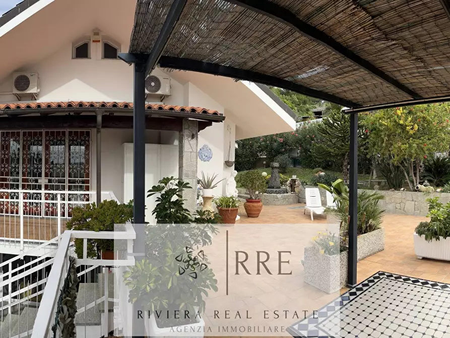 Immagine 23 di Villa in vendita  in San Damiano a Andora