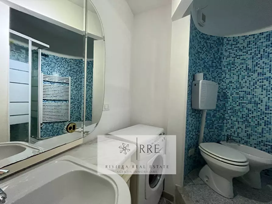 Immagine 11 di Appartamento in vendita  in via San Damiano a Andora