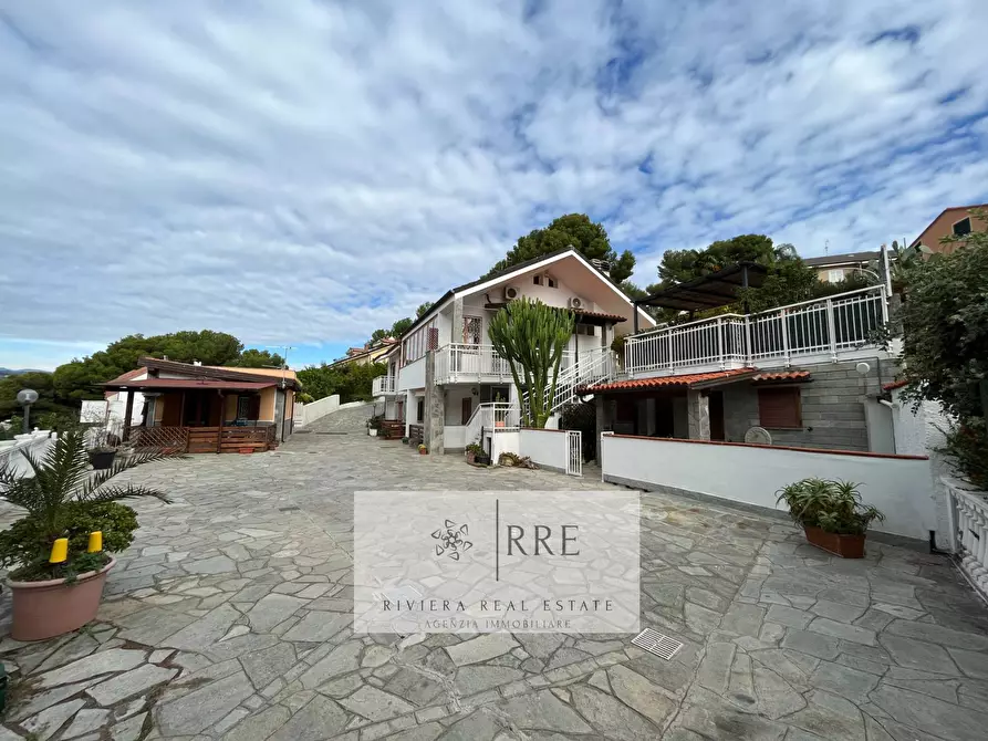 Immagine 15 di Appartamento in vendita  in via San Damiano a Andora