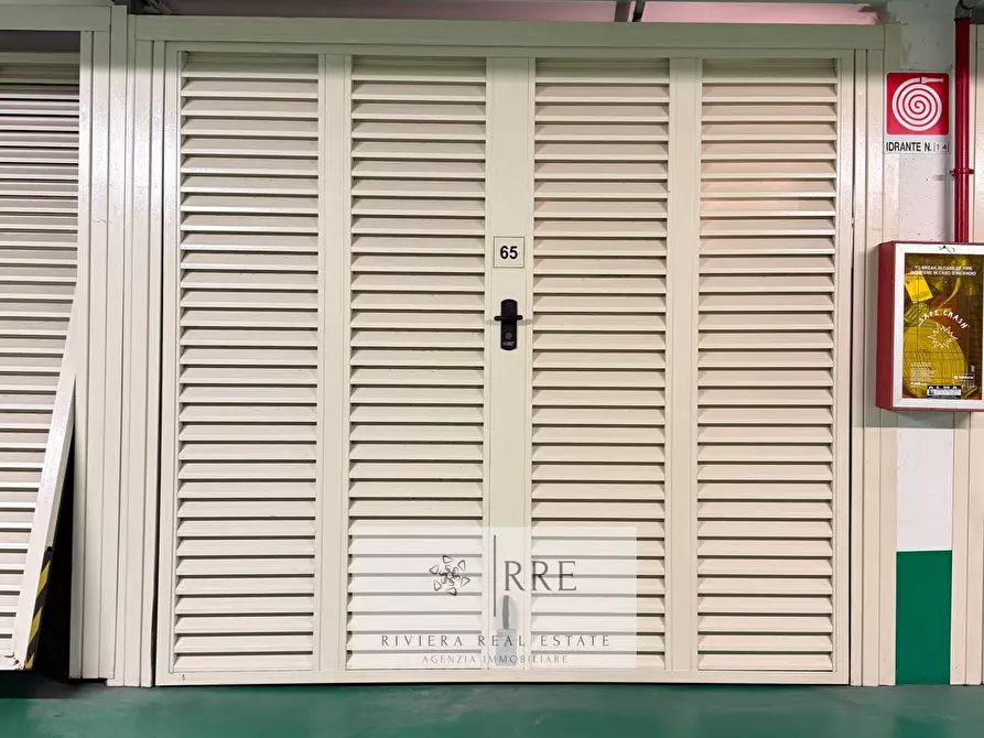 Immagine 9 di Box auto in vendita  in piazza Partigiani a Alassio