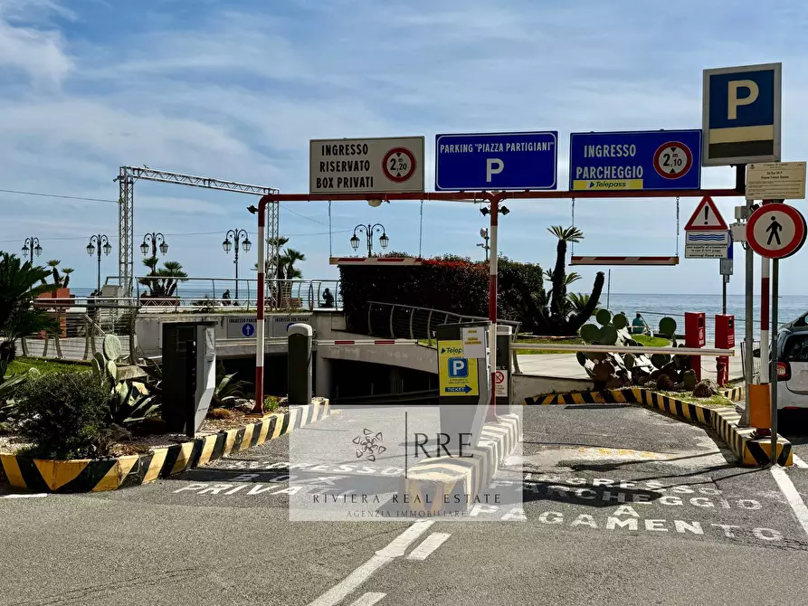 Immagine 12 di Box auto in vendita  in piazza Partigiani a Alassio