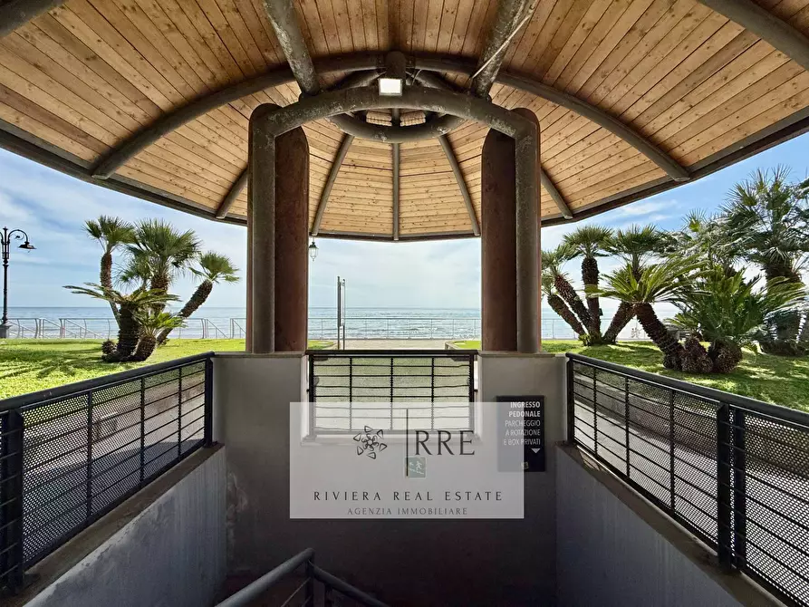 Immagine 6 di Box auto in vendita  in piazza Partigiani a Alassio