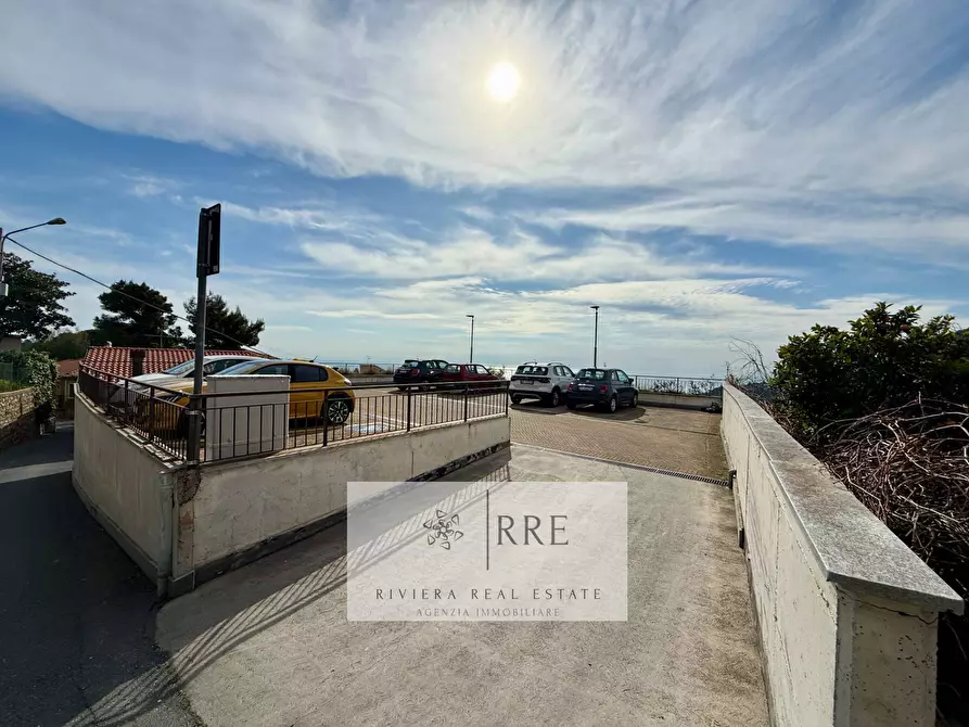 Immagine 22 di Casa semindipendente in vendita  in via Leonpancaldo a Alassio